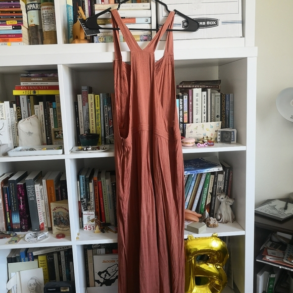 Universal Thread Sleeveless Buttoned Jumpsuit - Picture 6 of 6